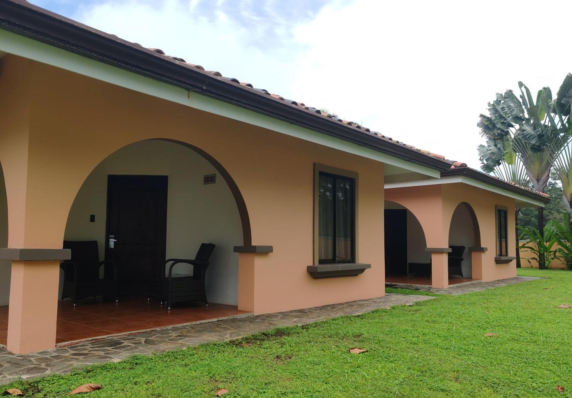 Marenaz Oceanfront Resort Esterillos Este Exterior foto